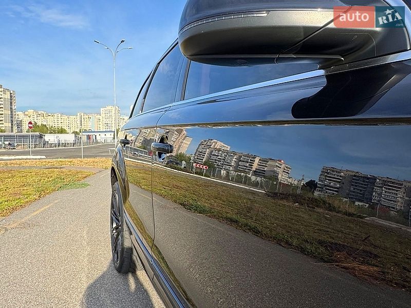 Позашляховик / Кросовер Audi Q7 2014 в Києві