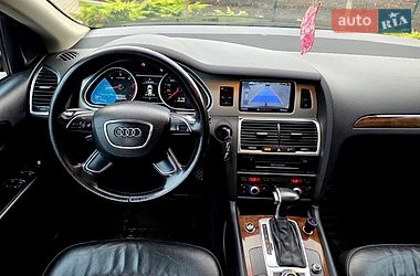Позашляховик / Кросовер Audi Q7 2012 в Хмельницькому