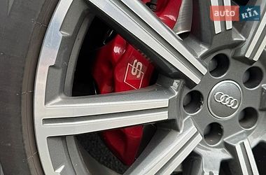 Внедорожник / Кроссовер Audi Q7 2016 в Киеве