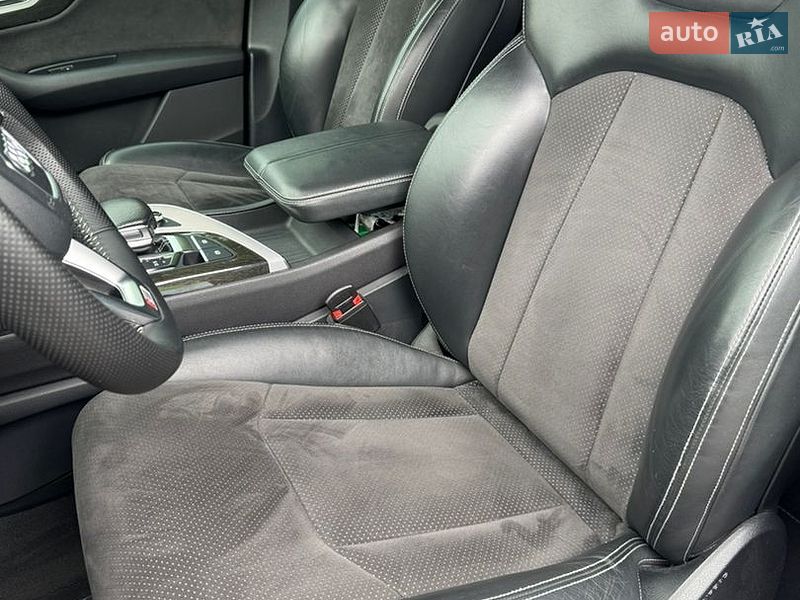 Внедорожник / Кроссовер Audi Q7 2016 в Киеве