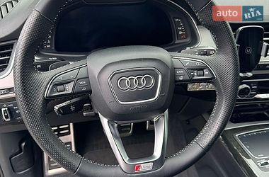 Внедорожник / Кроссовер Audi Q7 2016 в Киеве