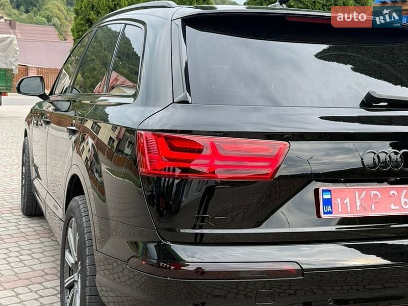 Внедорожник / Кроссовер Audi Q7 2018 в Тячеве