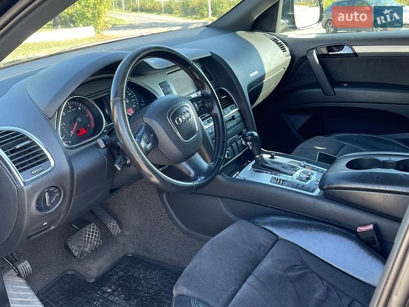 Позашляховик / Кросовер Audi Q7 2006 в Новояворівську