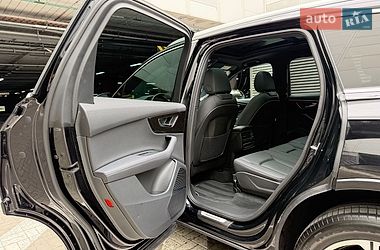 Позашляховик / Кросовер Audi Q7 2025 в Києві