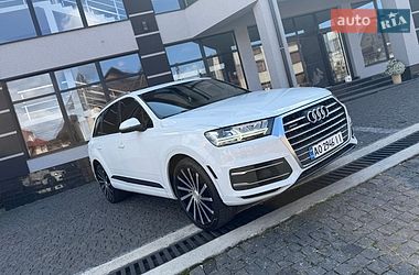 Позашляховик / Кросовер Audi Q7 2016 в Тячеві