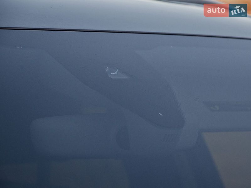 Позашляховик / Кросовер Audi Q7 2016 в Сарнах