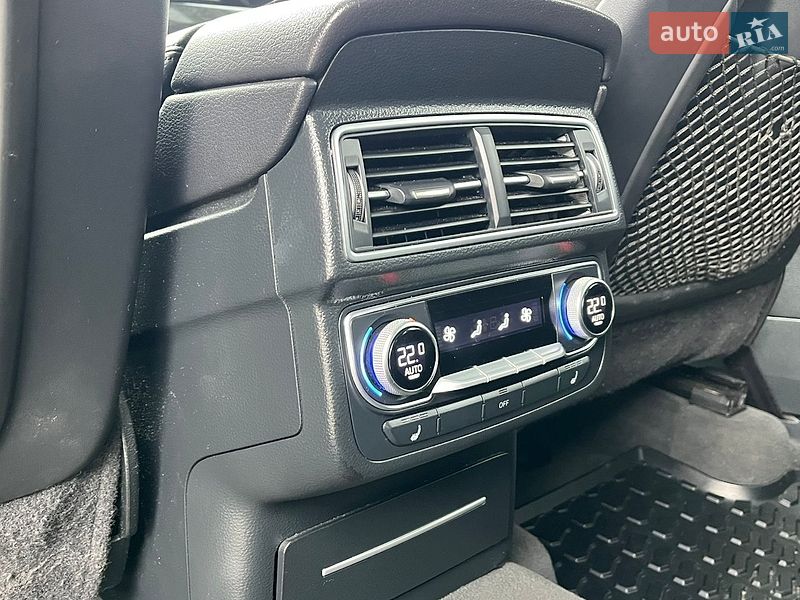 Внедорожник / Кроссовер Audi Q7 2016 в Новояворовске фото 38 Внедорожник / Кроссовер Audi Q7 2016 в Новояворовске