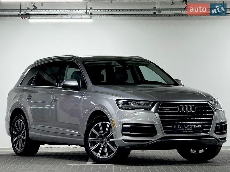 Позашляховик / Кросовер Audi Q7 2016 в Києві