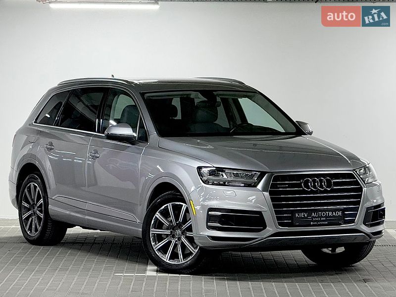 Позашляховик / Кросовер Audi Q7 2016 в Києві