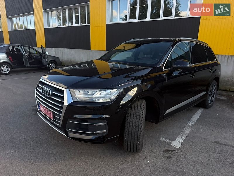Внедорожник / Кроссовер Audi Q7 2016 в Нежине