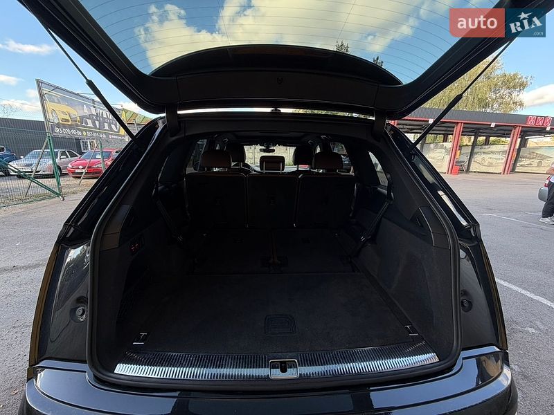 Внедорожник / Кроссовер Audi Q7 2016 в Нежине