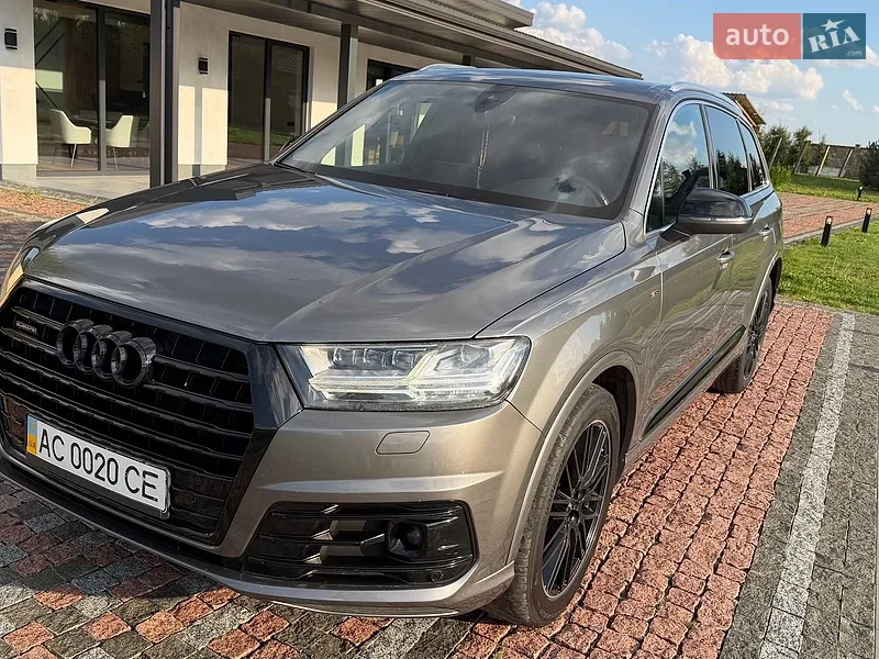 Audi Q7 2016