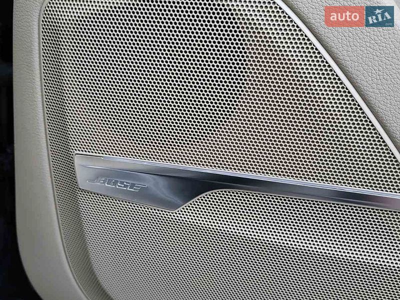 Позашляховик / Кросовер Audi Q7 2017 в Львові