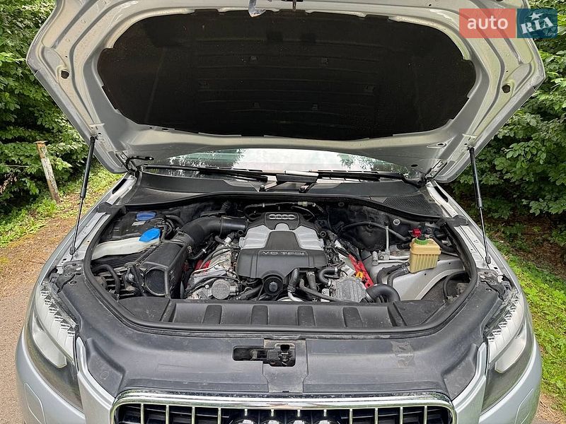 Внедорожник / Кроссовер Audi Q7 2013 в Калуше
