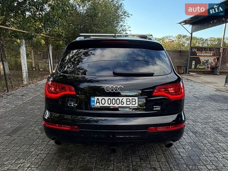 Внедорожник / Кроссовер Audi Q7 2013 в Мукачево