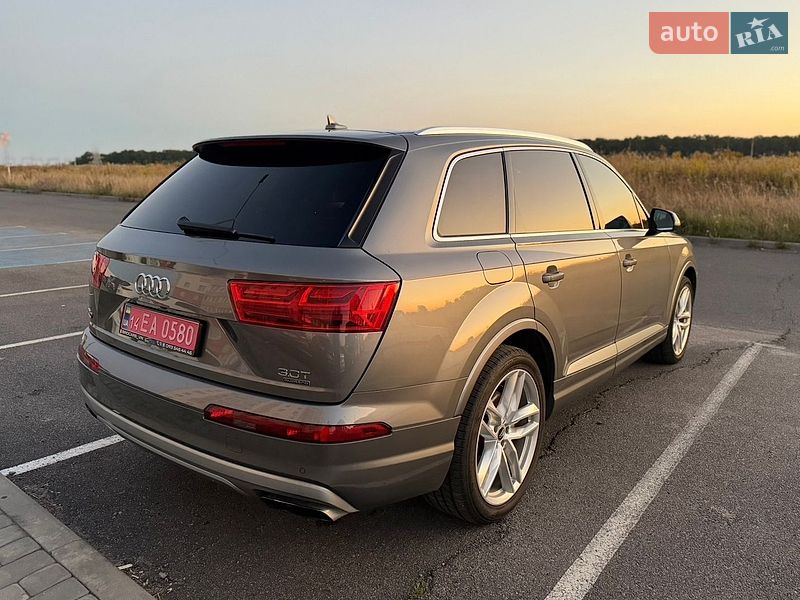 Позашляховик / Кросовер Audi Q7 2017 в Вінниці