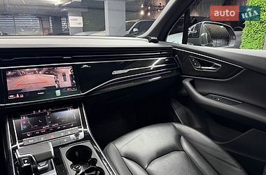 Позашляховик / Кросовер Audi Q7 2021 в Одесі фото 13 Позашляховик / Кросовер Audi Q7 2021 в Одесі