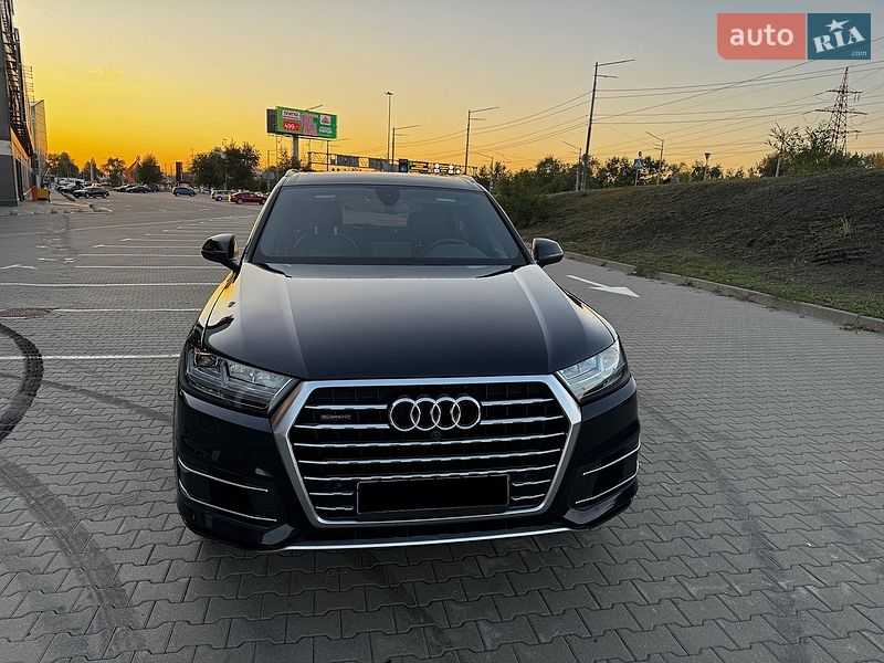 Внедорожник / Кроссовер Audi Q7 2017 в Киеве фото Внедорожник / Кроссовер Audi Q7 2017 в Киеве