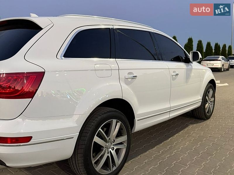 Внедорожник / Кроссовер Audi Q7 2013 в Тернополе
