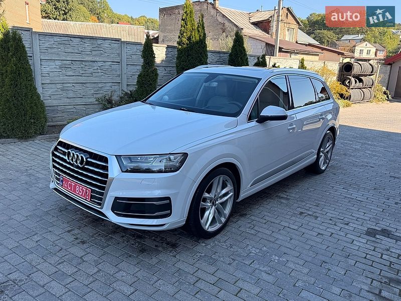 Позашляховик / Кросовер Audi Q7 2016 в Львові