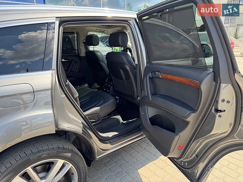 Позашляховик / Кросовер Audi Q7 2014 в Львові