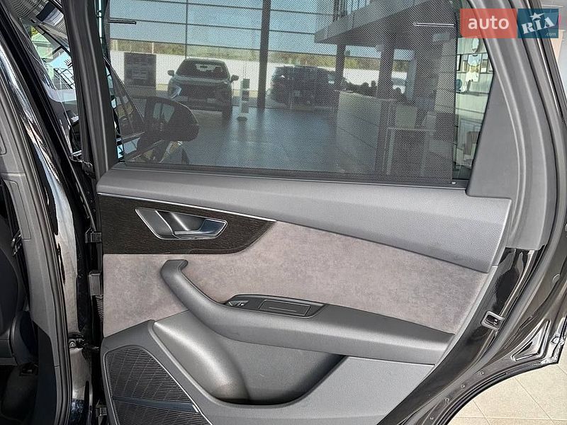 Позашляховик / Кросовер Audi Q7 2025 в Ужгороді фото 19 Позашляховик / Кросовер Audi Q7 2025 в Ужгороді