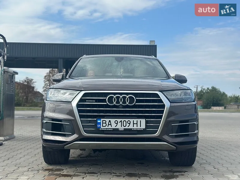 Audi Q7 2016