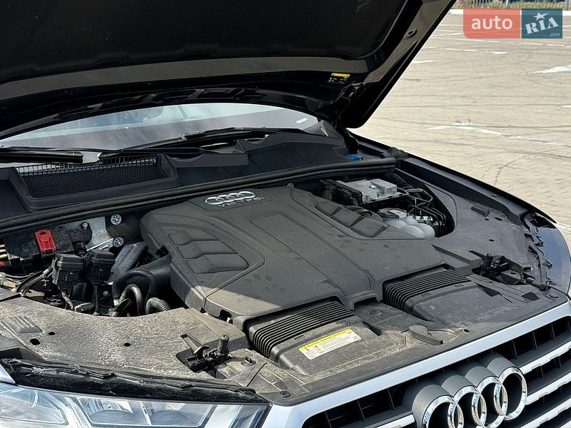 Позашляховик / Кросовер Audi Q7 2017 в Одесі