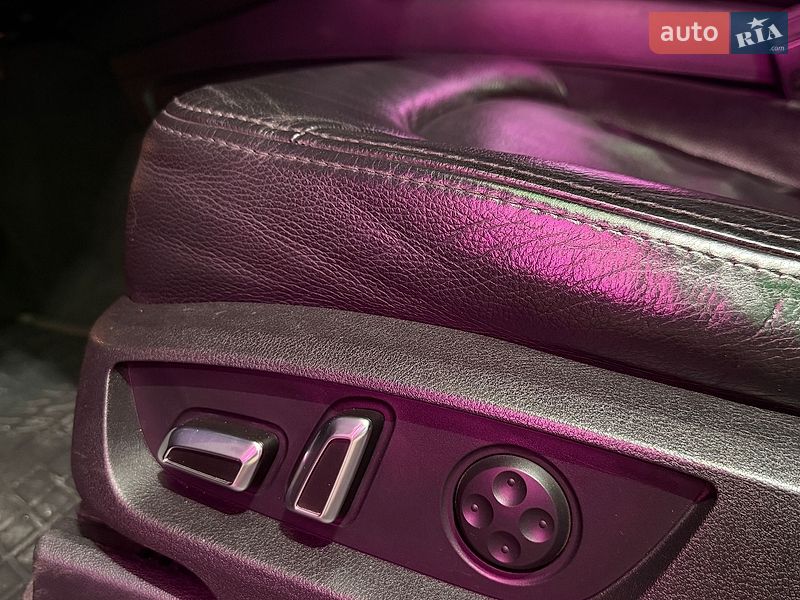 Внедорожник / Кроссовер Audi Q7 2013 в Одессе