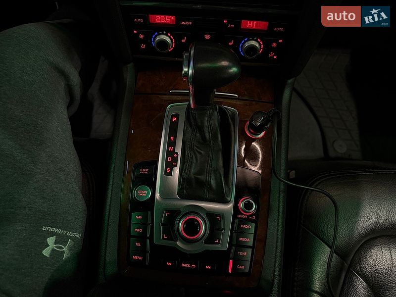 Внедорожник / Кроссовер Audi Q7 2013 в Одессе