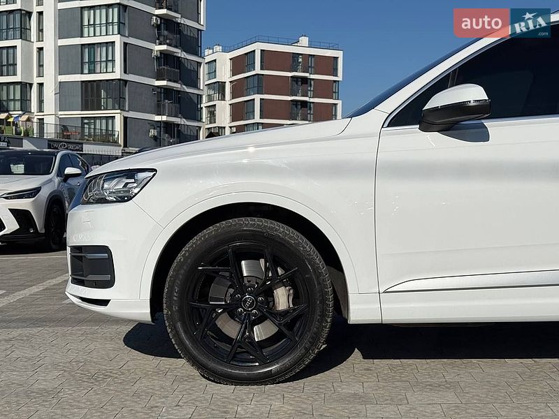 Внедорожник / Кроссовер Audi Q7 2019 в Львове