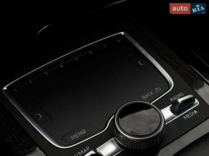 Внедорожник / Кроссовер Audi Q7 2016 в Белогородке