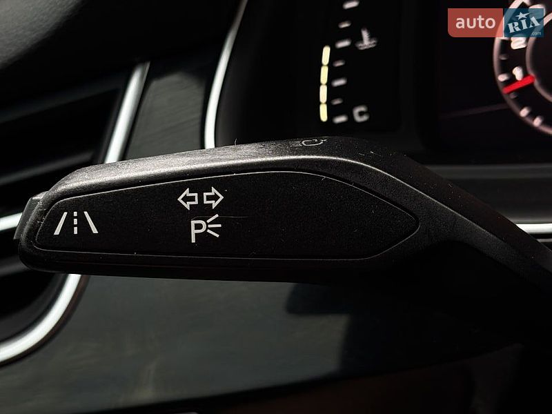 Внедорожник / Кроссовер Audi Q7 2016 в Белогородке