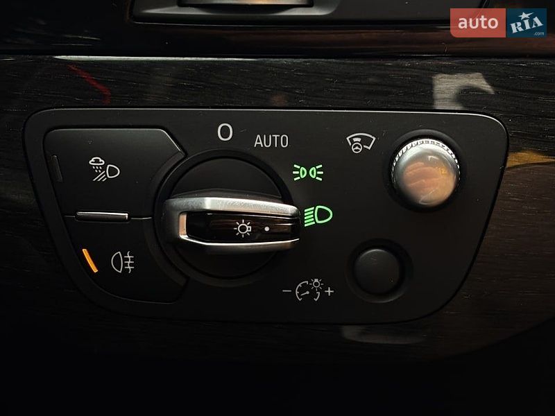 Внедорожник / Кроссовер Audi Q7 2016 в Белогородке