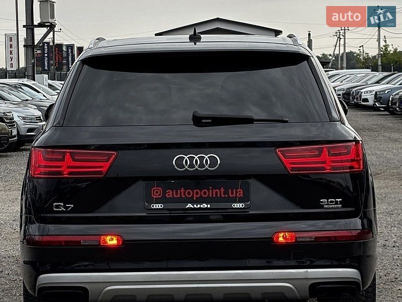 Внедорожник / Кроссовер Audi Q7 2016 в Белогородке
