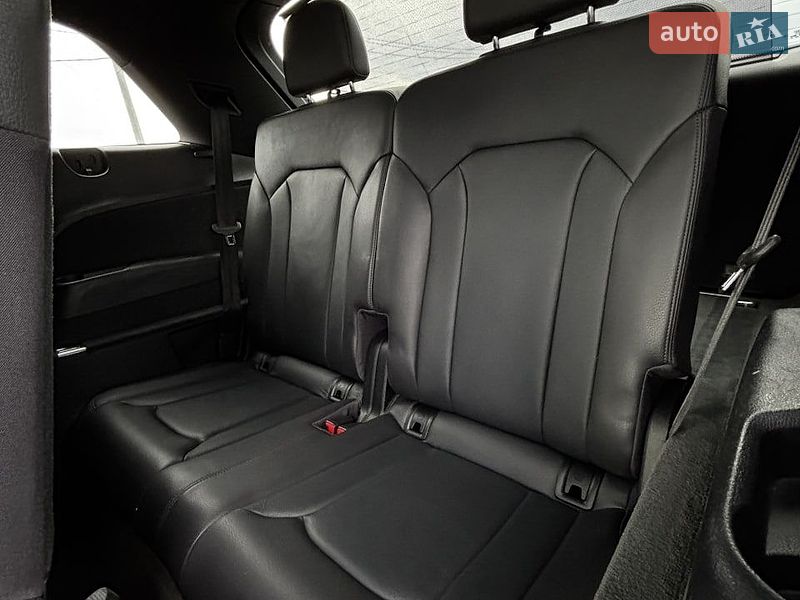 Внедорожник / Кроссовер Audi Q7 2016 в Белогородке