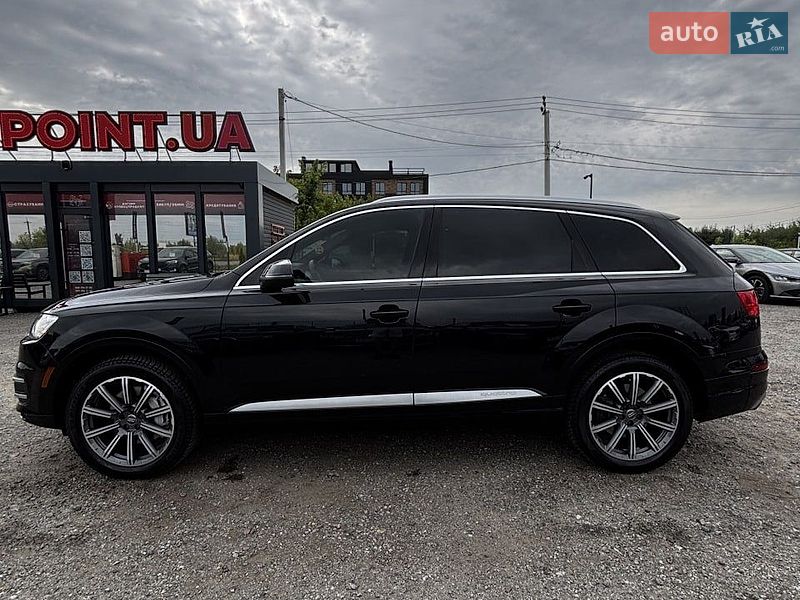 Позашляховик / Кросовер Audi Q7 2016 в Білогородці