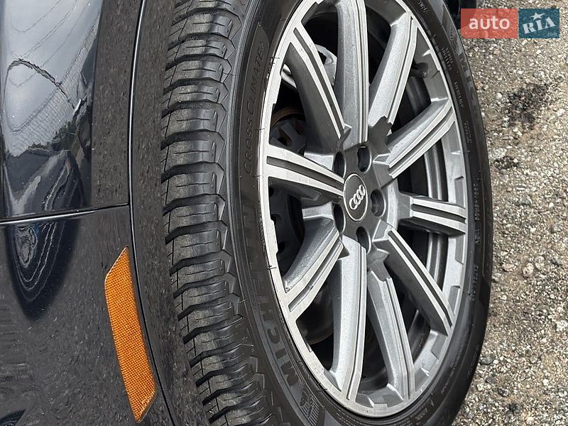 Внедорожник / Кроссовер Audi Q7 2016 в Белогородке