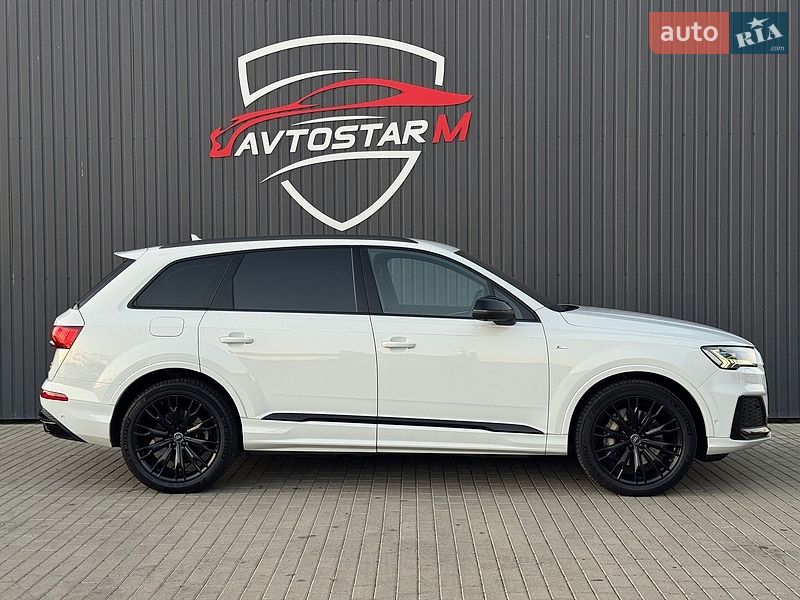 Внедорожник / Кроссовер Audi Q7 2020 в Мукачево