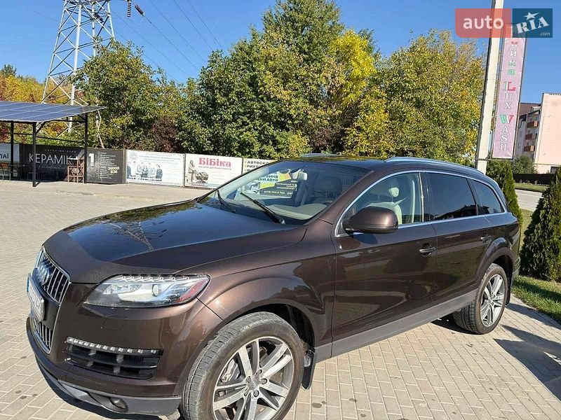 Позашляховик / Кросовер Audi Q7 2010 в Кам'янець-Подільському