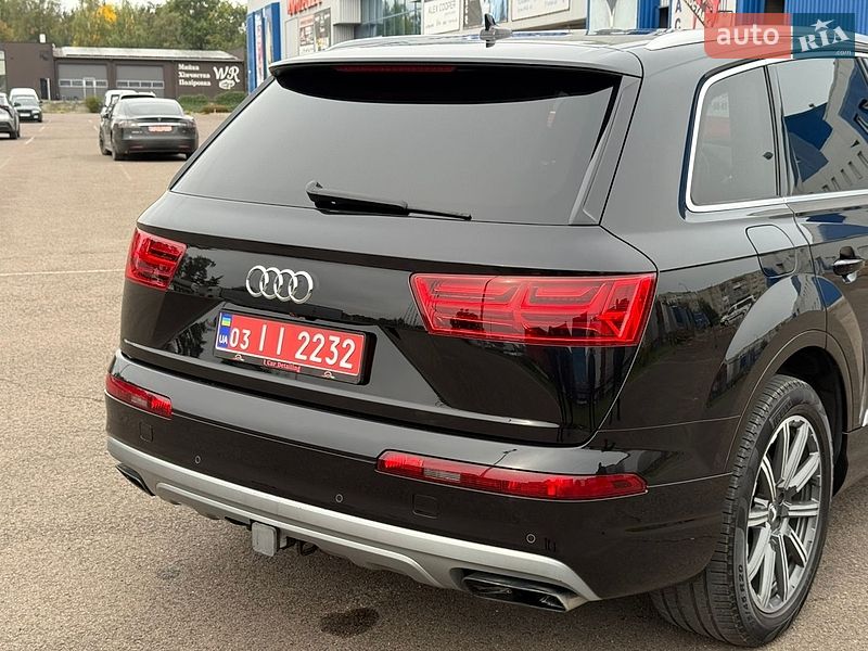 Позашляховик / Кросовер Audi Q7 2016 в Ковелі