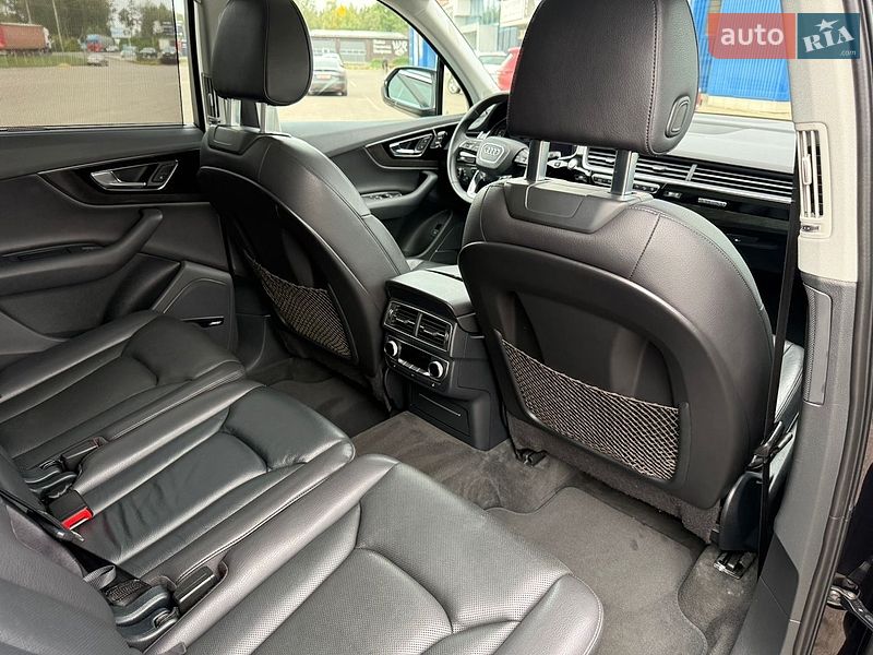 Позашляховик / Кросовер Audi Q7 2016 в Ковелі