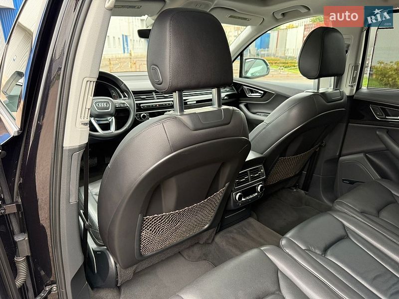 Позашляховик / Кросовер Audi Q7 2016 в Ковелі