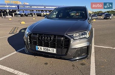 Внедорожник / Кроссовер Audi Q7 2021 в Киеве