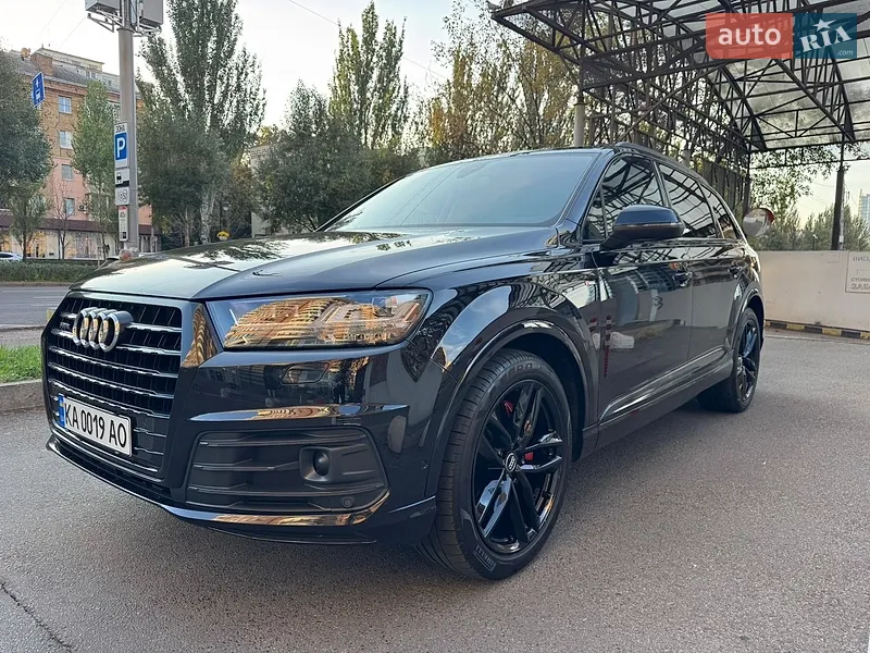 Audi Q7