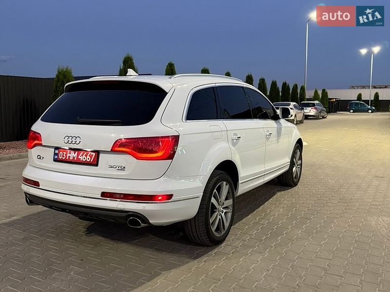 Позашляховик / Кросовер Audi Q7 2013 в Тернополі