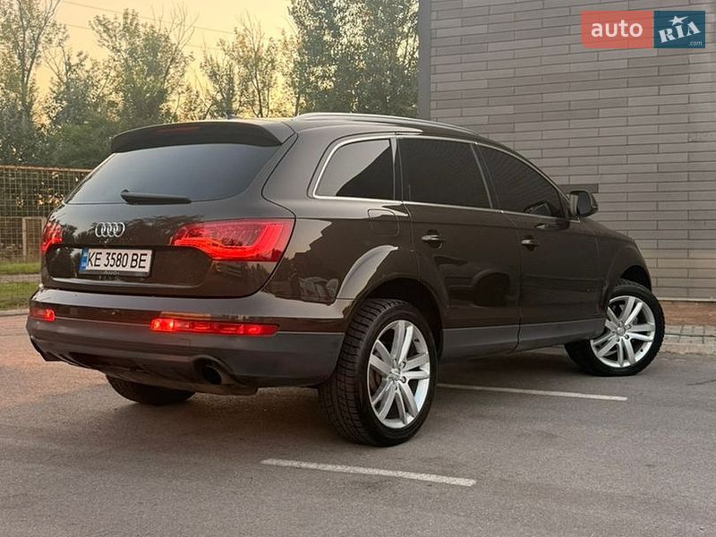 Внедорожник / Кроссовер Audi Q7 2011 в Днепре