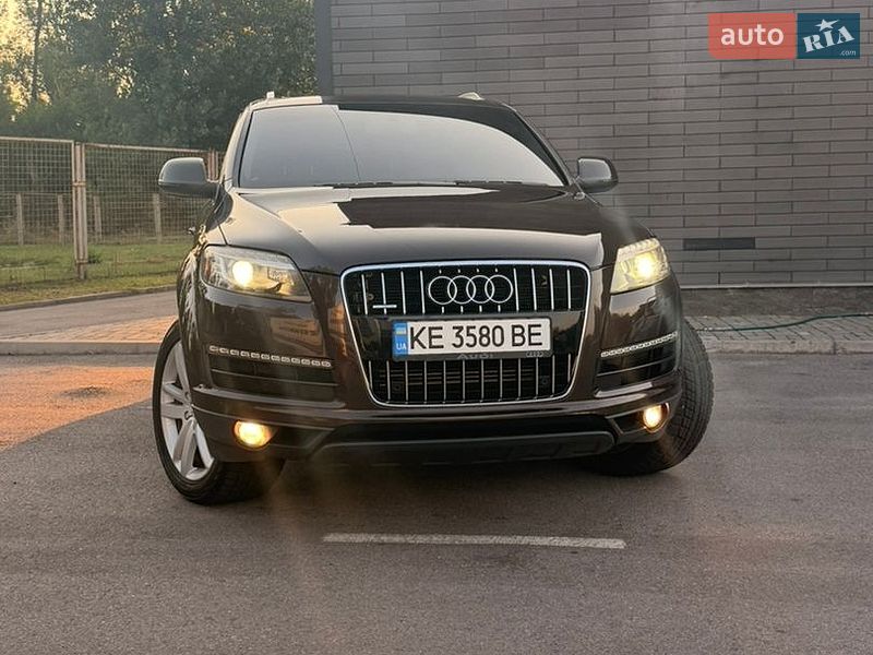 Внедорожник / Кроссовер Audi Q7 2011 в Днепре