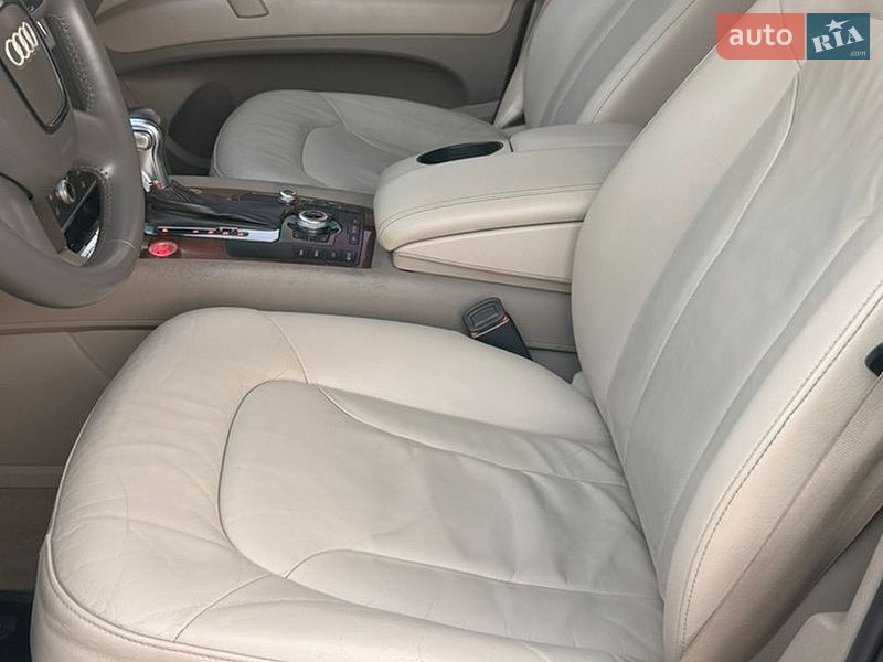 Внедорожник / Кроссовер Audi Q7 2011 в Днепре