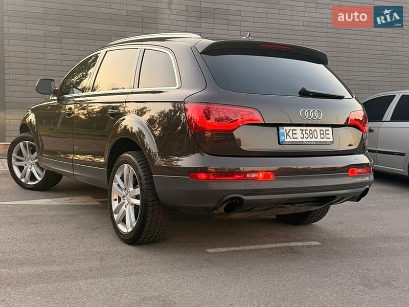 Внедорожник / Кроссовер Audi Q7 2011 в Днепре